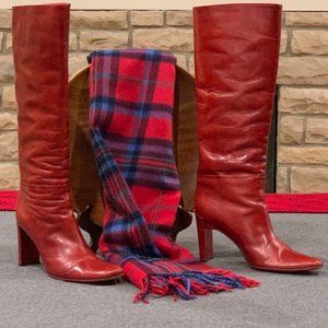 Women's DKNY Designer RED leather pull-on fashion boot size 9M